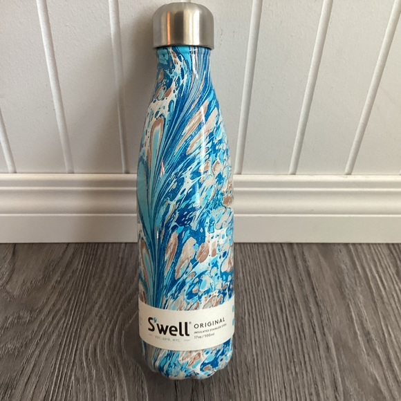 S'well Vacuum Insulated Stainless Steel Water Bottle, Pennellata, 17 oz - Picture 2 of 9